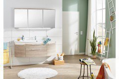 Vuelta-Care von puris - Badezimmer in Weiß Hochglanz